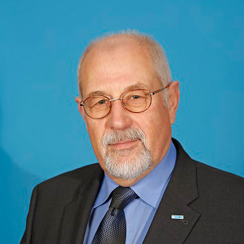  Helmut Opper